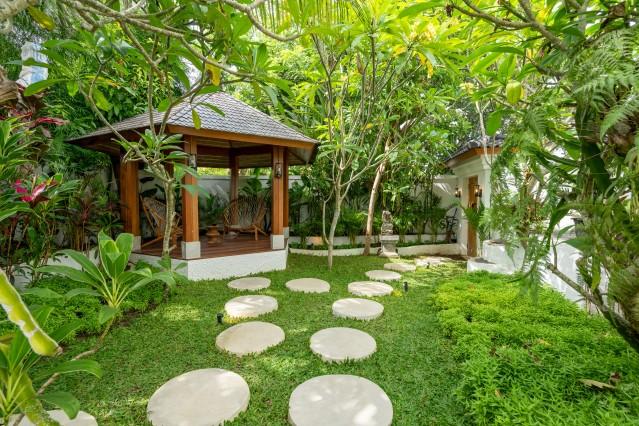 Entrance,Garden,Gazebo with seating area